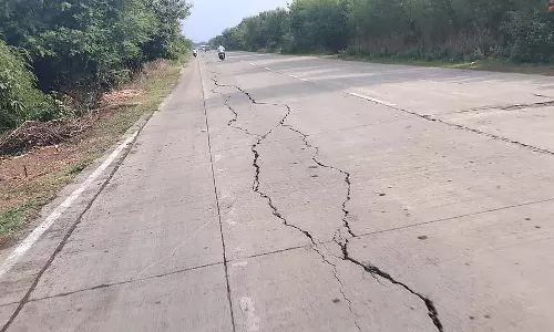 जिंतूर फाटा, शिरदशाहपुर और औंधा के पास राष्ट्रीय राजमार्ग पर घातक दरारें