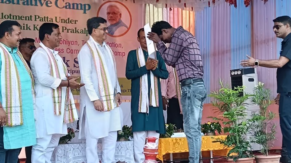 Tripura के मुख्यमंत्री ने हाशिए पर पड़े समुदायों को सशक्त बनाने के लिए कल्याण अभियान शुरू