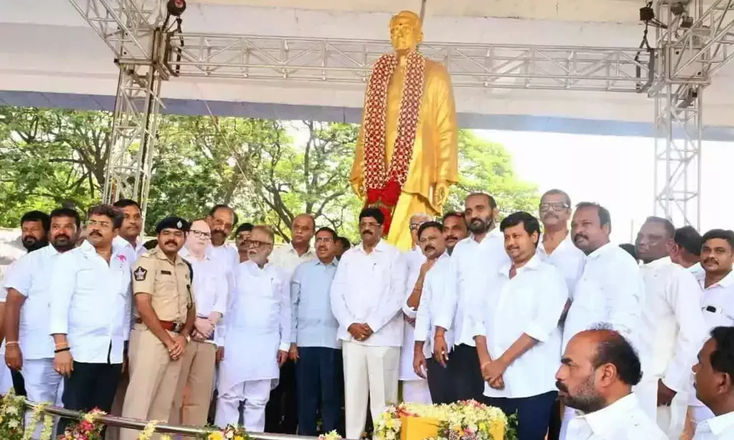 Andhra: ‘अनाम’ एक उल्लेखनीय राजनीतिक व्यक्तित्व हैं: पोंगुरू