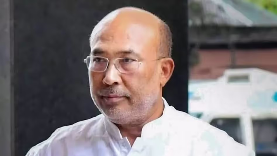 Manipur के पूर्व सीएम एन बीरेन सिंह राज्य में बढ़ती अशांति के बीच दिल्ली रवाना हुए Manipur के पूर्व सीएम एन बीरेन सिंह राज्य में बढ़ती अशांति के बीच दिल्ली रवाना हुए