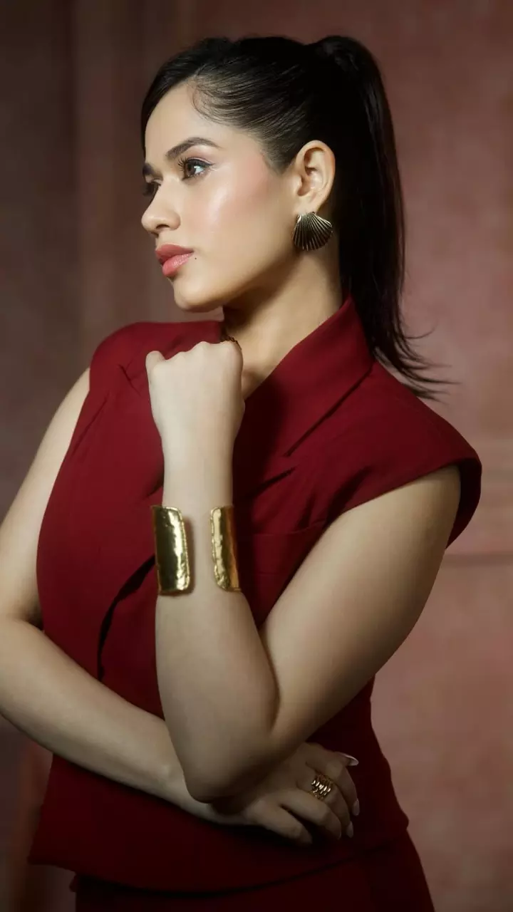 Jannat Zubair  का कातिलाना अंदाज़ VIRAL