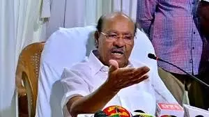 नेतृत्व विवाद के बीच रामदास का पीएमके में सब ठीक बयान नेतृत्व विवाद के बीच रामदास का पीएमके में सब ठीक बयान