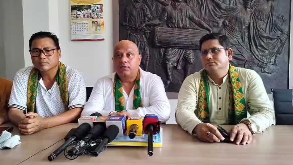 Assam : तृणमूल कांग्रेस ने बक्सा में 2025 बीटीसी चुनावों के लिए जमीनी कार्य शुरू Assam : तृणमूल कांग्रेस ने बक्सा में 2025 बीटीसी चुनावों के लिए जमीनी कार्य शुरू
