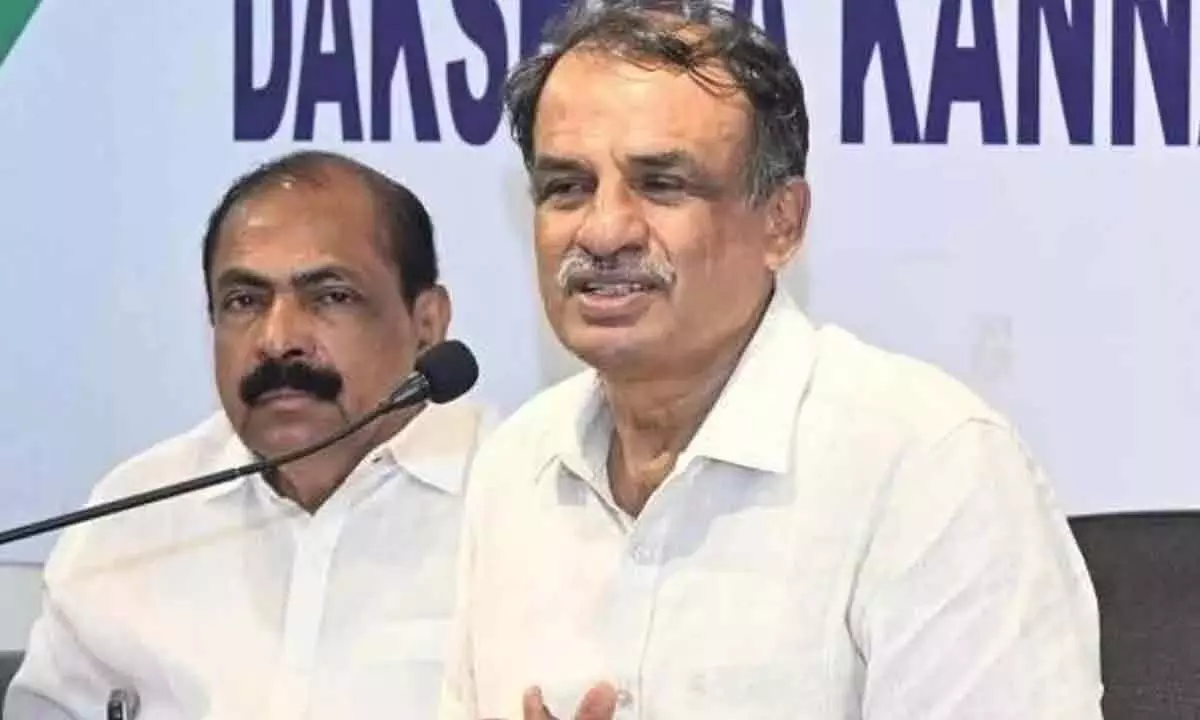 MLC ने केंद्र से मंगलुरु हत्या के सभी तीन मामलों को NIA को सौंपने का आग्रह किया MLC ने केंद्र से मंगलुरु हत्या के सभी तीन मामलों को NIA को सौंपने का आग्रह किया