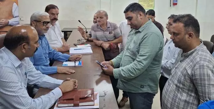 BJP नेताओं ने मीटर वाले क्षेत्रों में समुचित बिजली आपूर्ति की मांग की BJP नेताओं ने मीटर वाले क्षेत्रों में समुचित बिजली आपूर्ति की मांग की