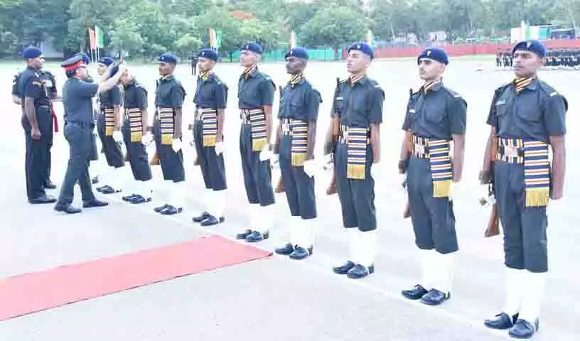 अग्निवीर बैच-05/24 के लिए 1 EME सेंटर, सिकंदराबाद में पासिंग आउट परेड आयोजित की गई अग्निवीर बैच-05/24 के लिए 1 EME सेंटर, सिकंदराबाद में पासिंग आउट परेड आयोजित की गई