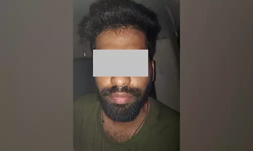 शर्मिष्ठा पनोली के खिलाफ शिकायतकर्ता वजाहत खान को Kolkata Police ने किया गिरफ्तार शर्मिष्ठा पनोली के खिलाफ शिकायतकर्ता वजाहत खान को Kolkata Police ने किया गिरफ्तार