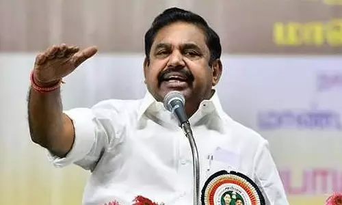 छात्रा के यौन उत्पीड़न की ई. पलानीस्वामी ने निंदा की छात्रा के यौन उत्पीड़न की ई. पलानीस्वामी ने निंदा की