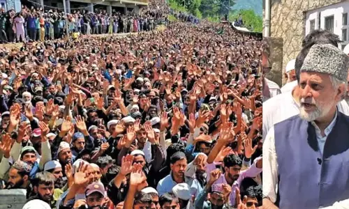 Kangan बाबा नगरी आध्यात्मिक स्वर्ग बनी Kangan बाबा नगरी आध्यात्मिक स्वर्ग बनी