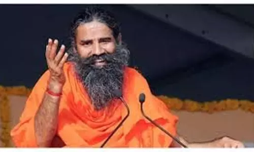 Baba Ramdev:बाबा रामदेव से जानें नींद का चक्र गड़बड़ाने पर क्या-क्या समस्याएं हो सकती हैं और उनका समाधान Baba Ramdev:बाबा रामदेव से जानें नींद का चक्र गड़बड़ाने पर क्या-क्या समस्याएं हो सकती हैं और उनका समाधान