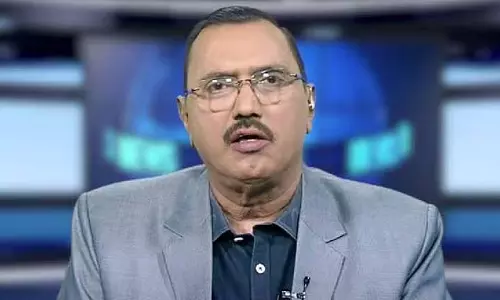 Amaravati की महिलाओं पर अभद्र टिप्पणी करने पर पत्रकार कोमिनेनी गिरफ्तार Amaravati की महिलाओं पर अभद्र टिप्पणी करने पर पत्रकार कोमिनेनी गिरफ्तार