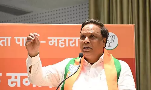 पॉप आइडल पर प्रतिबंध हटा: कारीगर एकता की जीत पॉप आइडल पर प्रतिबंध हटा: कारीगर एकता की जीत