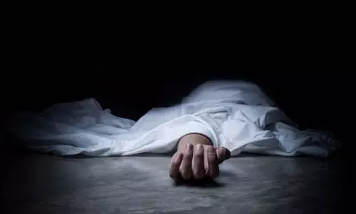 Pune : दहेज उत्पीड़न के चलते वाघोली में 20 वर्षीय महिला ने दूसरी मंजिल से छलांग लगाई Pune : दहेज उत्पीड़न के चलते वाघोली में 20 वर्षीय महिला ने दूसरी मंजिल से छलांग लगाई