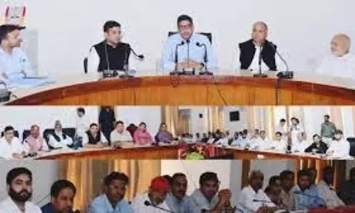 राजौरी प्रशासन ने शहीद अधिकारी डॉ आरके थापा को श्रद्धांजलि दी