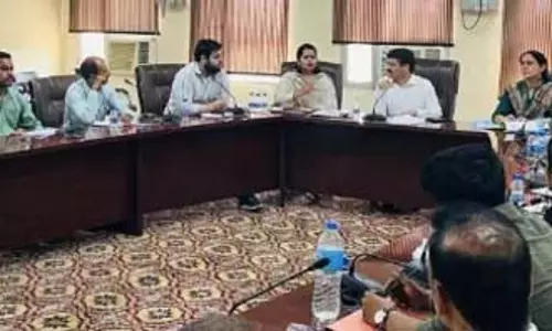 अतिरिक्त रजिस्ट्रार ने जम्मू में सहकारी पहल की समीक्षा की अतिरिक्त रजिस्ट्रार ने जम्मू में सहकारी पहल की समीक्षा की