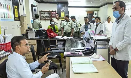 महाराष्ट्र सीनियर रेजिडेंट डॉक्टर्स एसोसिएशन ने गोवा अस्पताल निलंबन घटना पर PM Modi को पत्र लिखा महाराष्ट्र सीनियर रेजिडेंट डॉक्टर्स एसोसिएशन ने गोवा अस्पताल निलंबन घटना पर PM Modi को पत्र लिखा