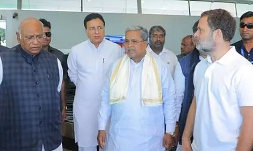 भीड़ मुद्दा: सिद्धारमैया ने खड़गे और राहुल से मुलाकात की