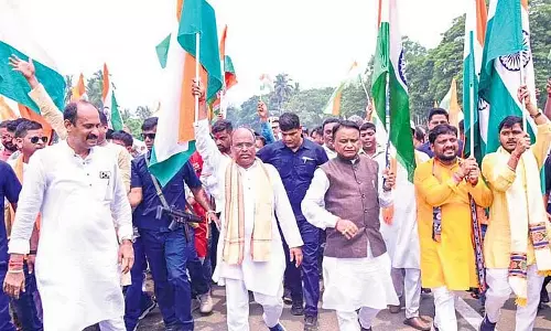CM ने राज्य में अवैध बांग्लादेशी प्रवासियों के खिलाफ सख्त कार्रवाई का संकल्प लिया