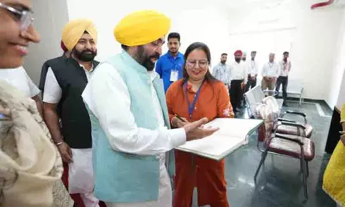 पारंपरिक पार्टियों ने जनता को बुनियादी जरूरतों से आगे सोचने नहीं दिया: Punjab CM पारंपरिक पार्टियों ने जनता को बुनियादी जरूरतों से आगे सोचने नहीं दिया: Punjab CM