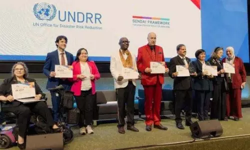 नवीन पटनायक ने मृत्युंजय महापात्र को UN पुरस्कार पर दी बधाई