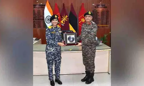 सर्जन वाइस एडमिरल Aarti Sareen ने सिकंदराबाद के सैन्य अस्पताल में प्रगति की समीक्षा की सर्जन वाइस एडमिरल Aarti Sareen ने सिकंदराबाद के सैन्य अस्पताल में प्रगति की समीक्षा की