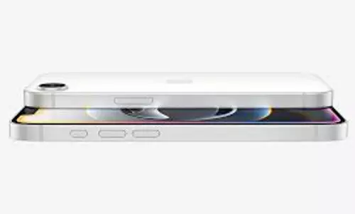 iPhone 16e सेल में उपलब्ध, एप्पल फैंस के लिए शानदार मौका और बचत iPhone 16e सेल में उपलब्ध, एप्पल फैंस के लिए शानदार मौका और बचत