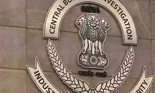 CBI ने अमरोहा के सीजीएसटी अधीक्षक और कर अधिवक्ता को रिश्वत लेते गिरफ्तार किया