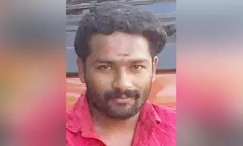 Kerala : नशे में धुत निजी बस चालक गिरफ्तार Kerala : नशे में धुत निजी बस चालक गिरफ्तार