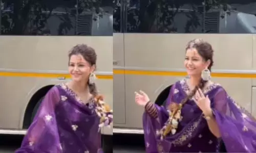 देसी स्टाइल में रूबीना दिलैक का परफेक्ट पर्पल शरारा लुक देसी स्टाइल में रूबीना दिलैक का परफेक्ट पर्पल शरारा लुक