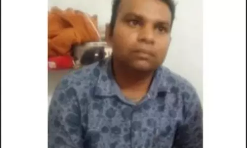 नाम सुधारने पटवारी ले रहा था 25 हजार रिश्वत, अरेस्ट