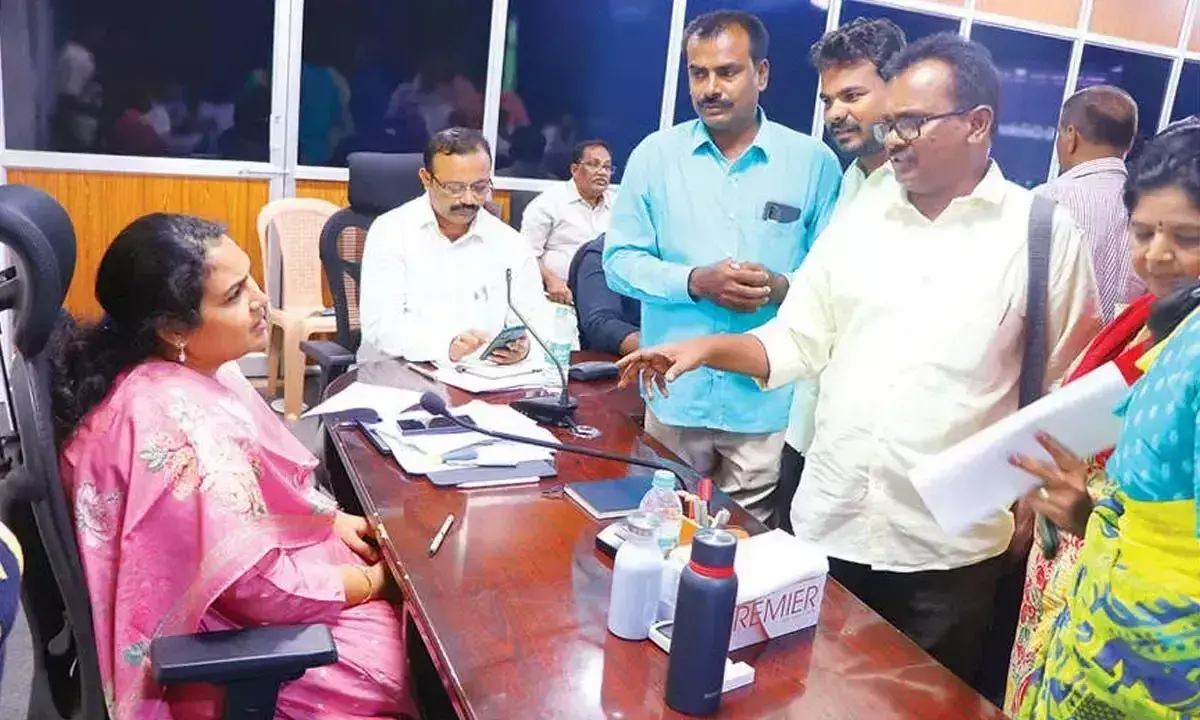 Andhra: सीपीएम ने जल निकासी समस्या को लेकर किया प्रदर्शन