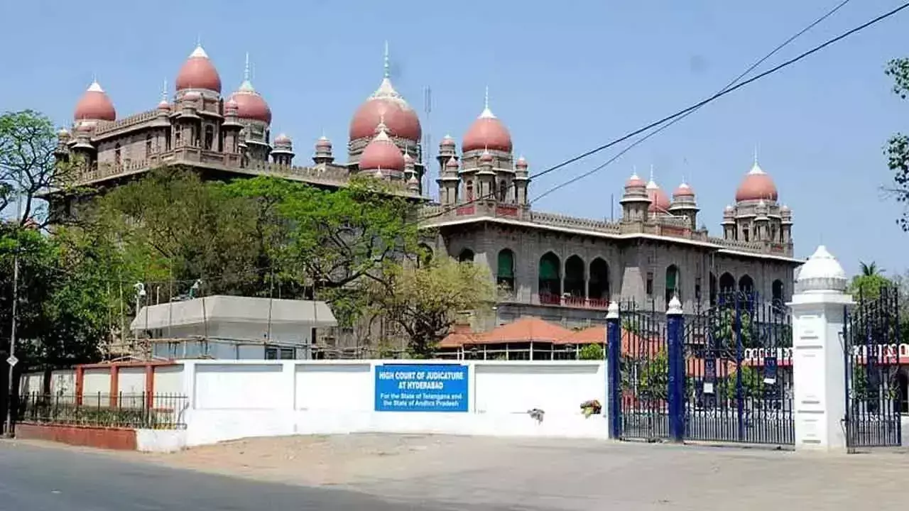 Telangana: कौशिक रेड्डी को आपराधिक मामले में मुकदमे का सामना करने का निर्देश