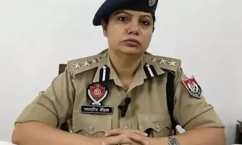 Bathinda: बठिंडा पुलिस ने तस्करों की 9.71 करोड़ की संपत्ति फ्रीज की Bathinda: बठिंडा पुलिस ने तस्करों की 9.71 करोड़ की संपत्ति फ्रीज की