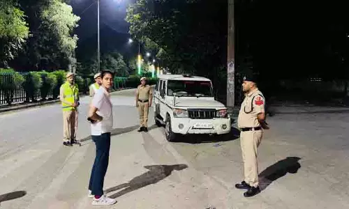 Panchkula DCP ने नाकों पर रात को औचक निरीक्षण किया