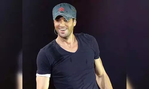 Enrique Iglesias 13 साल बाद भारत लौटे