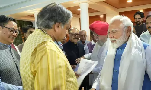 PM मोदी ने विभिन्न देशों की यात्रा से लौटे प्रतिनिधिमंडलों से की मुलाकात PM मोदी ने विभिन्न देशों की यात्रा से लौटे प्रतिनिधिमंडलों से की मुलाकात