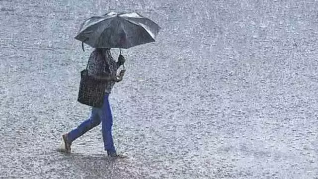 Tamil Nadu : आज 10 जिलों में भारी बारिश की संभावना Tamil Nadu : आज 10 जिलों में भारी बारिश की संभावना