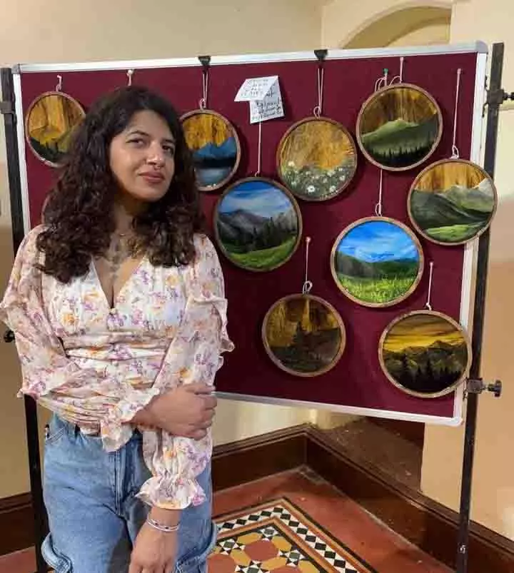 ‘हार्मनी इन ह्यूज़’ ने Shimla में हिमालयी कलात्मकता को प्रदर्शित किया ‘हार्मनी इन ह्यूज़’ ने Shimla में हिमालयी कलात्मकता को प्रदर्शित किया