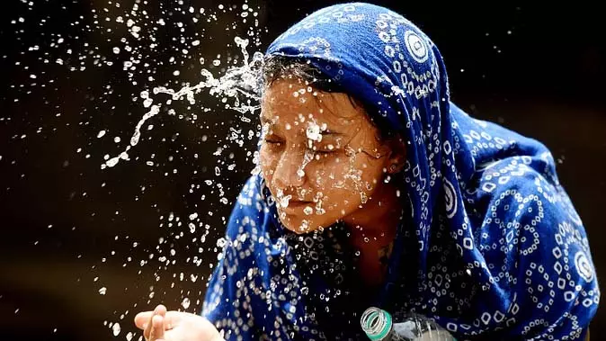 भीषण गर्मी से झुलसा चंडीगढ़, बिजली की मांग रिकॉर्ड स्तर पर भीषण गर्मी से झुलसा चंडीगढ़, बिजली की मांग रिकॉर्ड स्तर पर