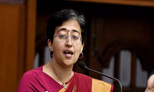 AAP ने प्रस्तावित शुल्क विनियमन विधेयक का विरोध किया, इसे अभिभावक विरोधी बताया
