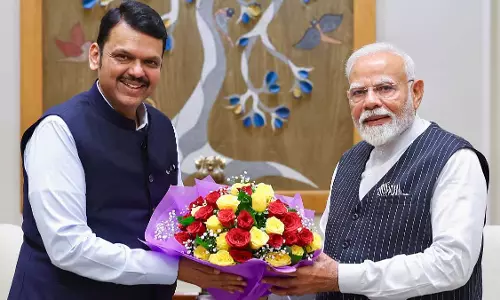 मोदी सरकार ने नई कार्य संस्कृति बनाई, महाराष्ट्र को UPA से 10 गुना अधिक धन दिया: CM मोदी सरकार ने नई कार्य संस्कृति बनाई, महाराष्ट्र को UPA से 10 गुना अधिक धन दिया: CM