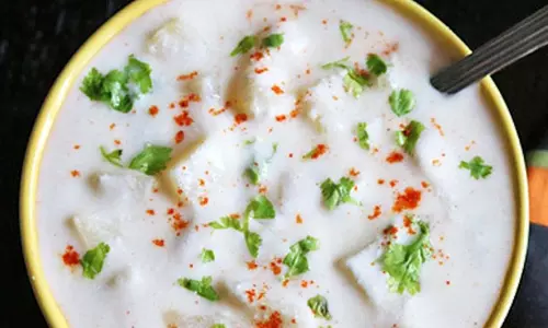 Potato-curd raita: खाने के स्वाद के साथ आपकी भूख भी बढ़ाएगा