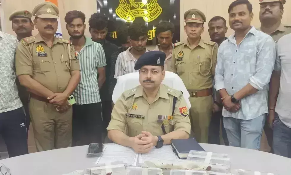 Barabank: लिफ्ट देकर यात्रियों को बनाते थे शिकार, पांच लुटेरे हिरासत में