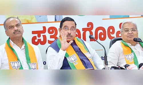 भारत दुनिया की तीसरी सबसे बड़ी अर्थव्यवस्था बनने के लिए तैयार: Joshi भारत दुनिया की तीसरी सबसे बड़ी अर्थव्यवस्था बनने के लिए तैयार: Joshi