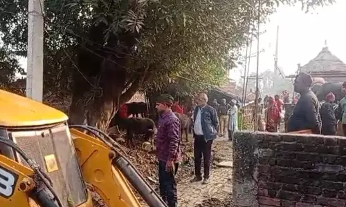 Ghazipur: प्रशासन मुहम्मदाबाद में अतिक्रमण पर हुआ सख्त Ghazipur: प्रशासन मुहम्मदाबाद में अतिक्रमण पर हुआ सख्त
