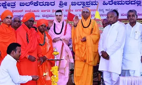 साधु-संन्यासियों का योगदान महान है: शिवाचार्य: स्वामीजी की राय