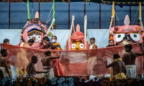 पुरी में स्नान यात्रा, भगवान जगन्नाथ का पवित्र स्नान पुरी में स्नान यात्रा, भगवान जगन्नाथ का पवित्र स्नान