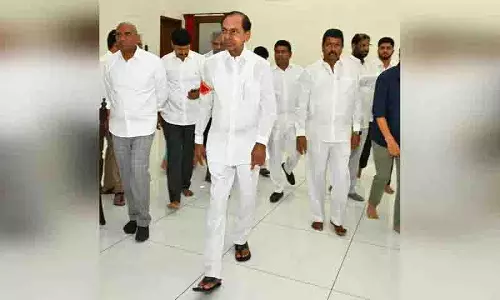 KCR कड़ी सुरक्षा के बीच कलेश्वरम आयोग के समक्ष पेश हुए