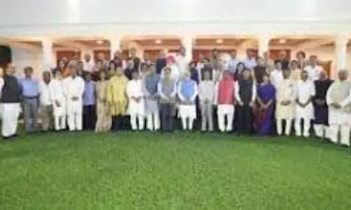 PM Modi ने ऑपरेशन सिंदूर आउटरीच के सर्वदलीय प्रतिनिधियों से की मुलाकात PM Modi ने ऑपरेशन सिंदूर आउटरीच के सर्वदलीय प्रतिनिधियों से की मुलाकात