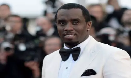 Diddy की पूर्व प्रेमिका ने खुलासा किया कि उसने उसे क्रैक पाइप क्यों कहा था